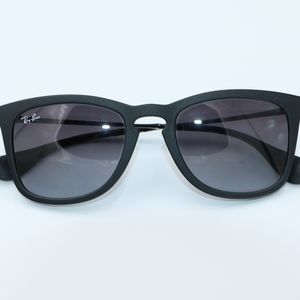 Ray-Ban Sunglasses #4221